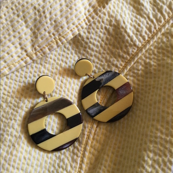 KYRA Yellow Striped Earrings - Picture 1 of 3